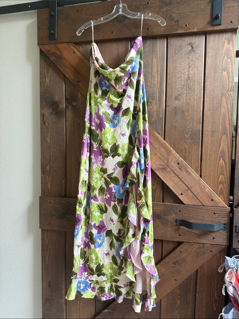 Dress Forum Strapless Floral Dress in Purple, Green, Blue, White
